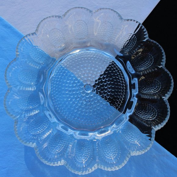 Presentations Crystal Collection Egg Tray - Picture 2 of 5